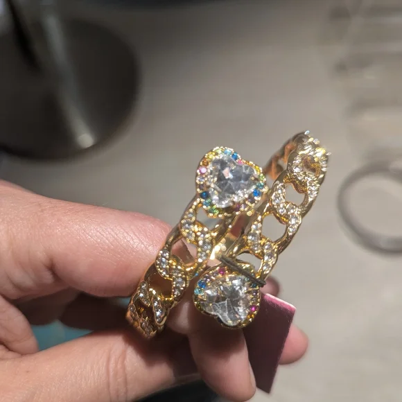 NWT Kurt Geiger Rainbow Heart Crystal Bracelet - Picture 3 of 8